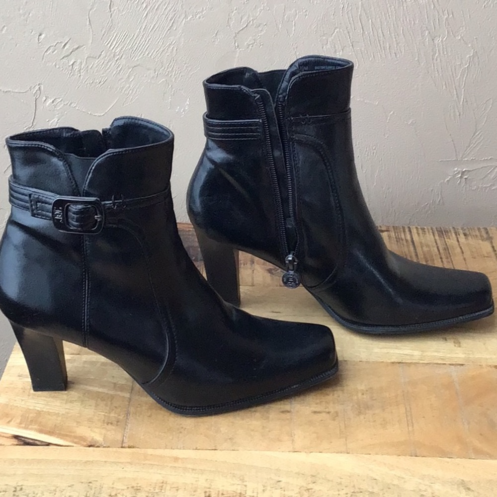 Etienne Aigner black ankle boots